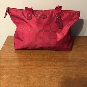 GUC Coach Getaway Weekend Tote Bag